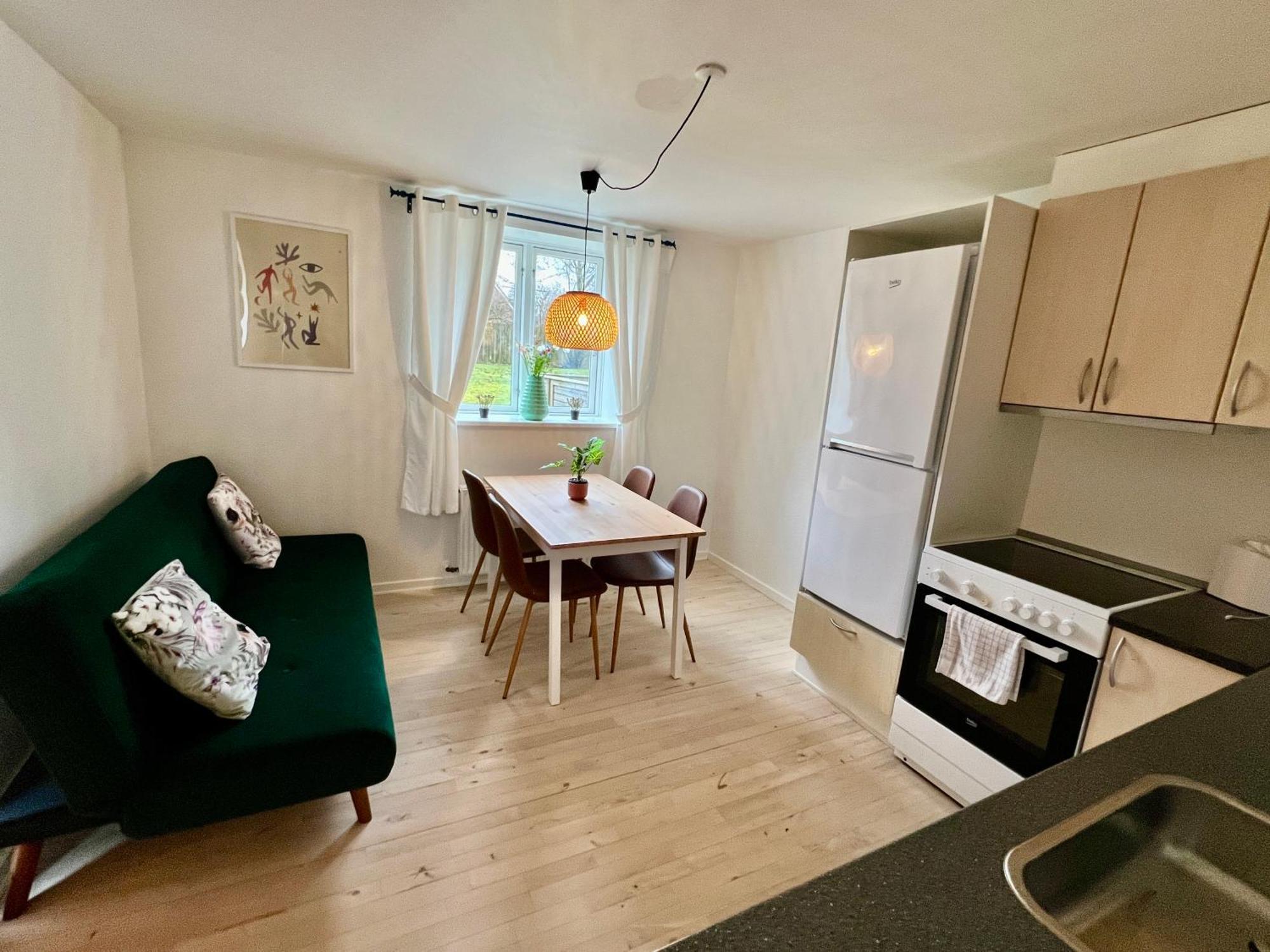 5 Minute Walk To Lego House - 50M2 Apartment With Garden / A Unit Billund Exteriör bild